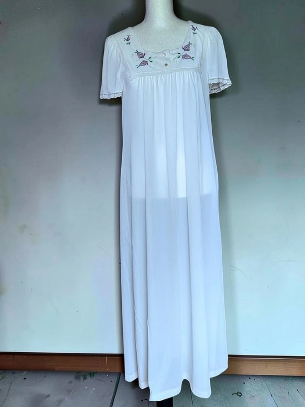 Gossard Artemis Floral Embroidered White Maxi Nightgown Petite P